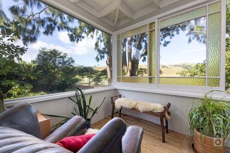 Photo of property in 76 Awaroa Road, Helensville, 0800