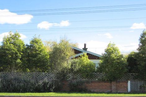 Photo of property in 30 Ross Street, Marton, 4710