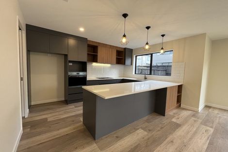 Photo of property in 13 Babos Avenue, Kumeu, 0810