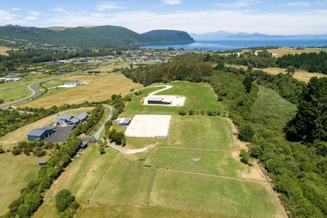 Photo of property in Tauhara Ridge Drive, Richmond Heights, Taupo, 3330