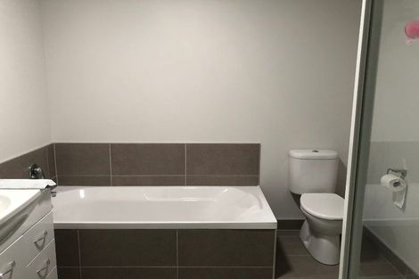 Photo of property in 43 Popokatea Drive, Takanini, 2112