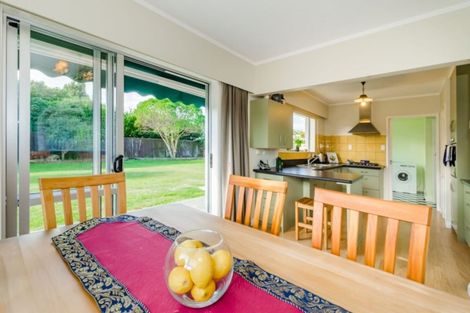 Photo of property in 11 Rawene Street, Waikanae, 5036