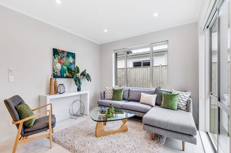 Photo of property in 32 Te Mura Crescent, Takanini, 2112