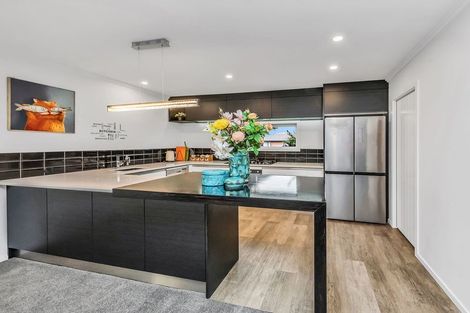 Photo of property in 2 Highworth Crescent, Rolleston, 7615