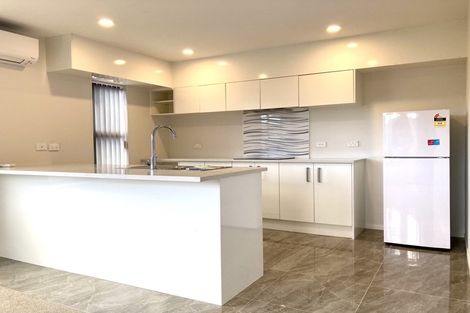 Photo of property in 206c Henderson Valley Road, Henderson, Auckland, 0612