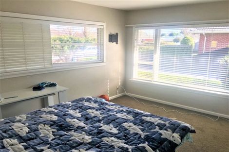 Photo of property in 11 Colwyn Street, Bryndwr, Christchurch, 8053