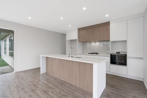 Photo of property in 8 Wairepo Street, Takanini, 2112