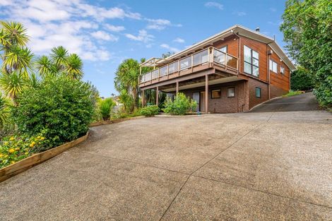 Photo of property in 50 John Dee Crescent, Red Beach, 0932
