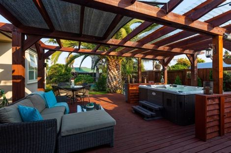 Photo of property in 429 Otumoetai Road, Otumoetai, Tauranga, 3110