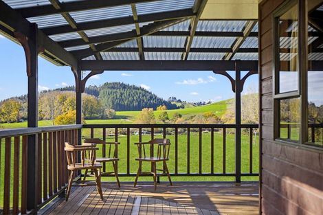 Photo of property in 193a Omokoroa Road, Omokoroa, 3114