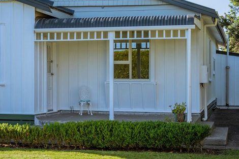 Photo of property in 8 Manuka Street, Otaki Beach, Otaki, 5512