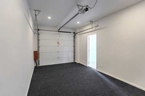 Photo of property in 4a Unsworth Drive, Unsworth Heights, Auckland, 0632