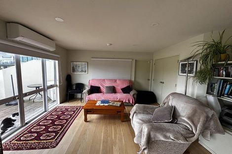 Photo of property in 88 Bay Street, Red Beach, 0932
