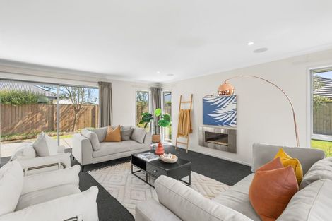 Photo of property in 36 Little Oaks Drive, Yaldhurst, Christchurch, 8042