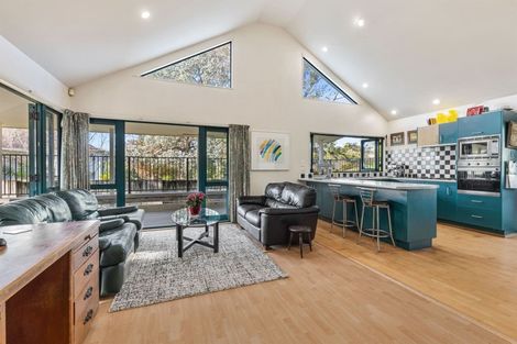 Photo of property in 2/35 Glenvar Road, Torbay, Auckland, 0630