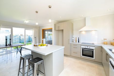 Photo of property in 1 Balmoral Street, Taradale, Napier, 4112