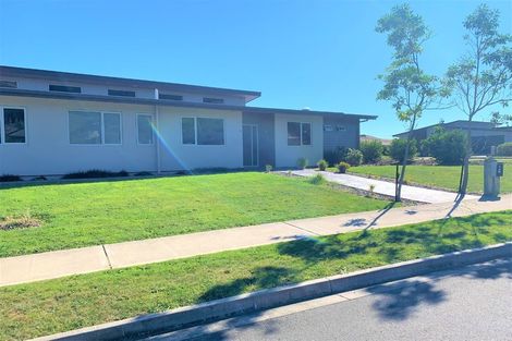 Photo of property in 2 Pine Crest Drive, Richmond, 7020