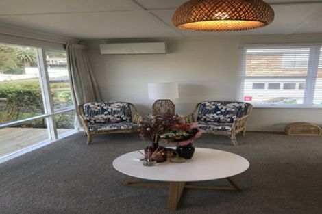 Photo of property in 31 Hillcrest Road, Hatfields Beach, Orewa, 0931