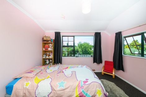 Photo of property in 5 Rangitira Avenue, Palmerston North, 4414