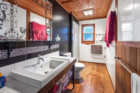 Photo of property in 66 Beresford Street, Bayswater, Auckland, 0622