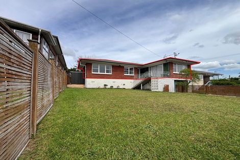 Photo of property in 15 Halberg Street, Papakura, 2110