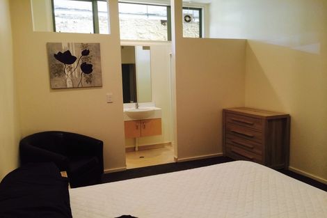 Photo of property in St Helens Apartments, 109 Coromandel Street, Newtown, Wellington, 6021
