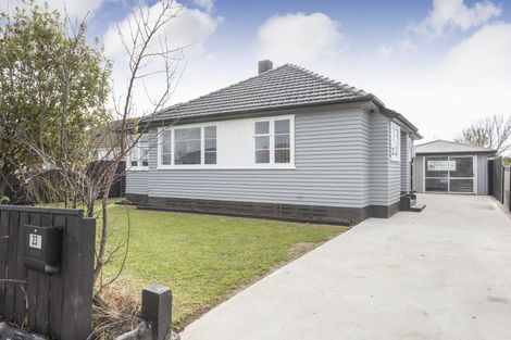 Photo of property in 23 Tweed Street, Roslyn, Palmerston North, 4414