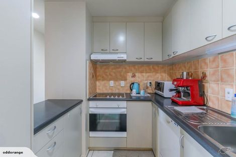 Photo of property in 2o/10 Crown Lynn Place, New Lynn, Auckland, 0600