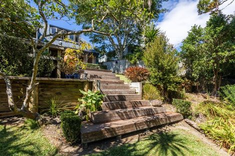 Photo of property in 6 Learmonth Avenue, Birkenhead, Auckland, 0626
