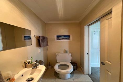 Photo of property in 66a Constable Street, Newtown, Wellington, 6021