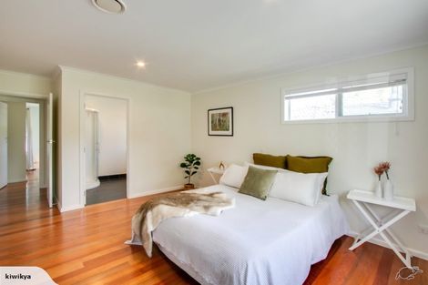 Photo of property in 18 Golding Road, Taradale, Napier, 4112