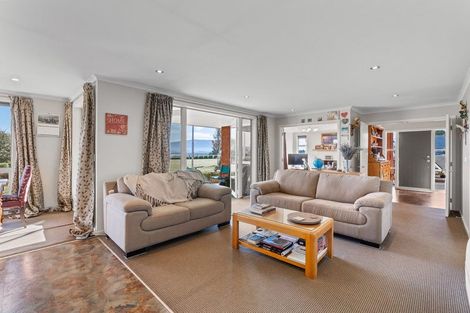 Photo of property in 28 Titri Road, Waihola, Outram, 9073