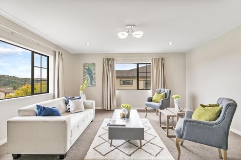 Photo of property in 99 Laurel Oak Drive, Schnapper Rock, Auckland, 0632