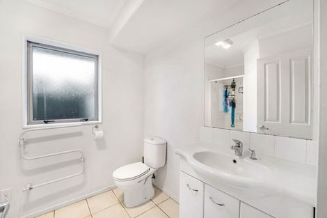 Photo of property in 12 Maurice Stanton Place, Shirley, Christchurch, 8052