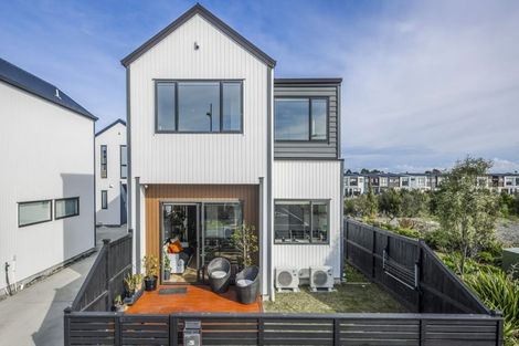 Photo of property in 41 John Gray Street, Papakura, 2110