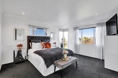 Photo of property in 28a Jules Crescent, Bell Block, New Plymouth, 4312