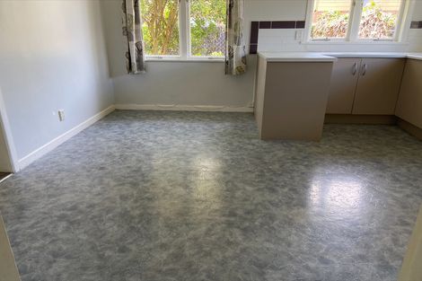 Photo of property in 32 Te Kanawa Crescent, Henderson, Auckland, 0610