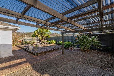 Photo of property in 96 Albert Street, Whitianga, 3510