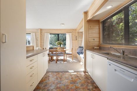 Photo of property in 58 Kinloch Road, Kinloch, Taupo, 3377