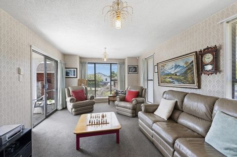 Photo of property in 23 Resolution Place, Bryndwr, Christchurch, 8053