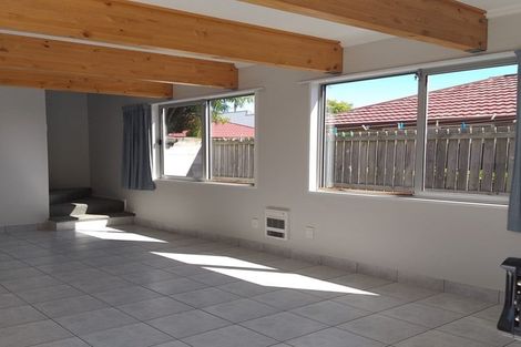 Photo of property in 75 Mandeville Street, Riccarton, Christchurch, 8011