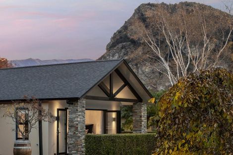 Photo of property in 6 Sandys Lane, Albert Town, Wanaka, 9382