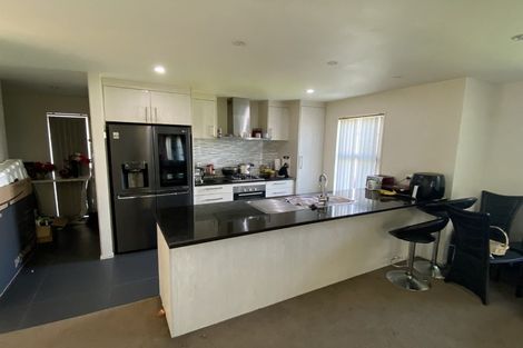 Photo of property in 229 Porchester Road, Takanini, 2112