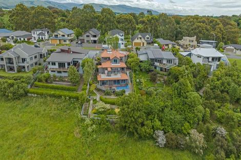 Photo of property in 47 Ruapehu Drive, Fitzherbert, Palmerston North, 4410