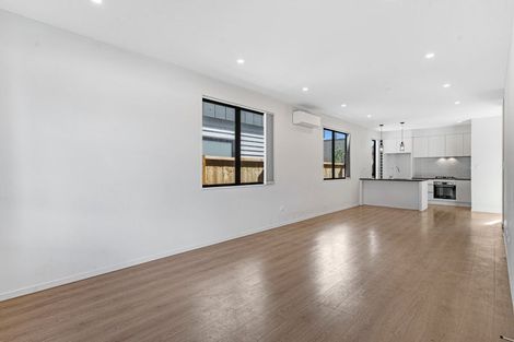 Photo of property in 103c Lynwood Road, New Lynn, Auckland, 0600