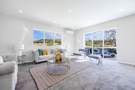 Photo of property in 2 Maraeariki Avenue, Orewa, 0931