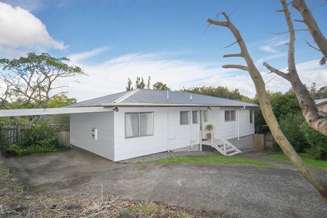 Photo of property in 20 Imperial Place, Henderson, Auckland, 0612