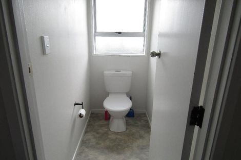 Photo of property in 4 Kereru Street, Two Mile Bay, Taupo, 3330