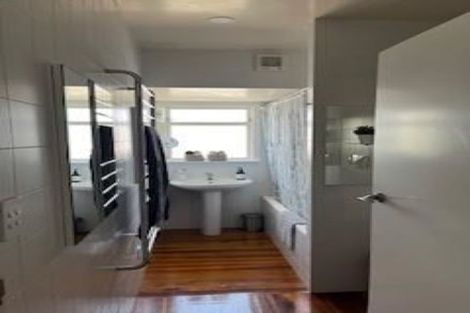 Photo of property in 50 Forres Street, Seatoun, Wellington, 6022