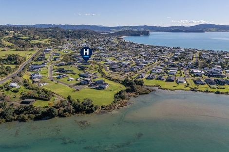 Photo of property in 7 Joyce Harsant Place, Cooks Beach, 3591